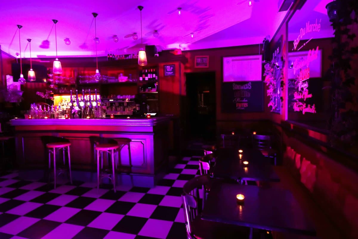 Le Bar Du Marché