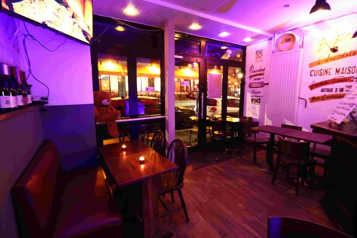 L'Anecdote Bar