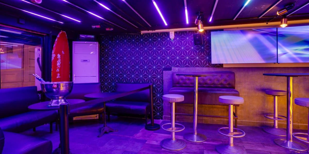 Blue Bay Bar