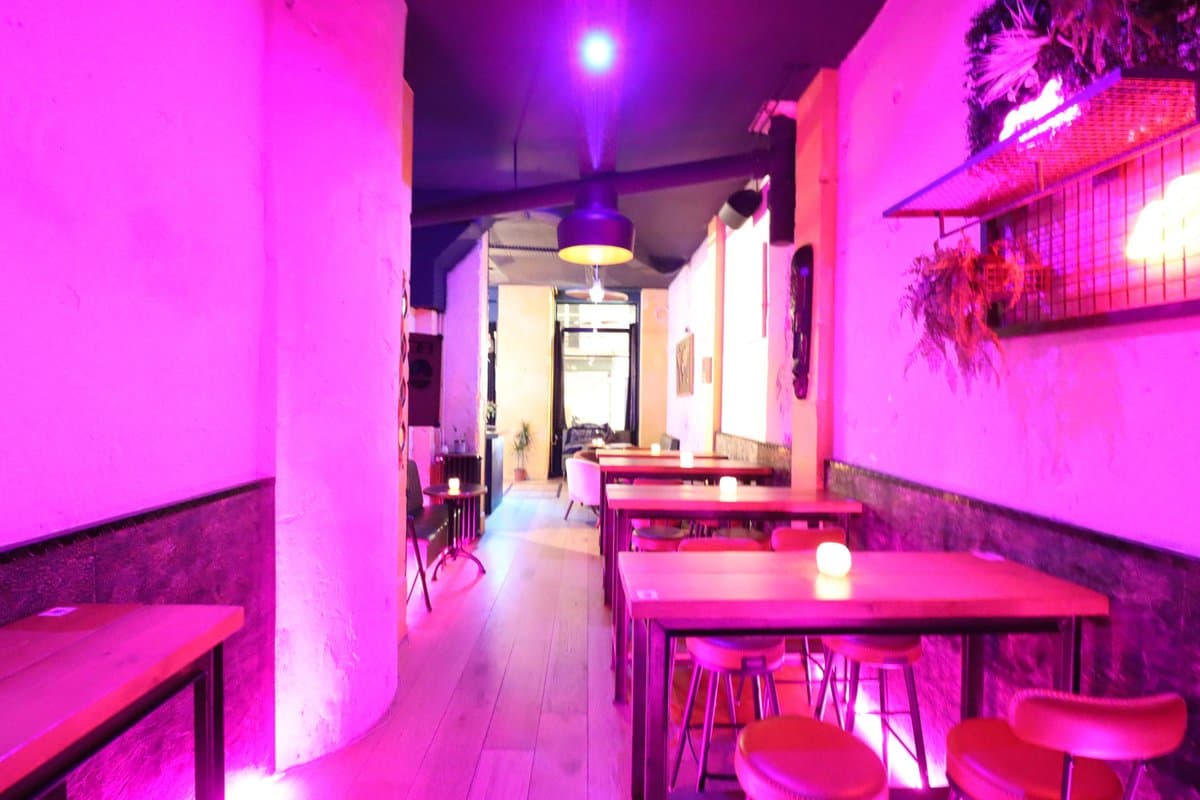 Laroye Bar