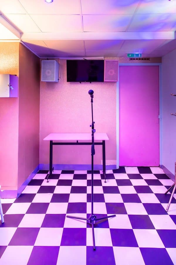 Privatiser la Cave