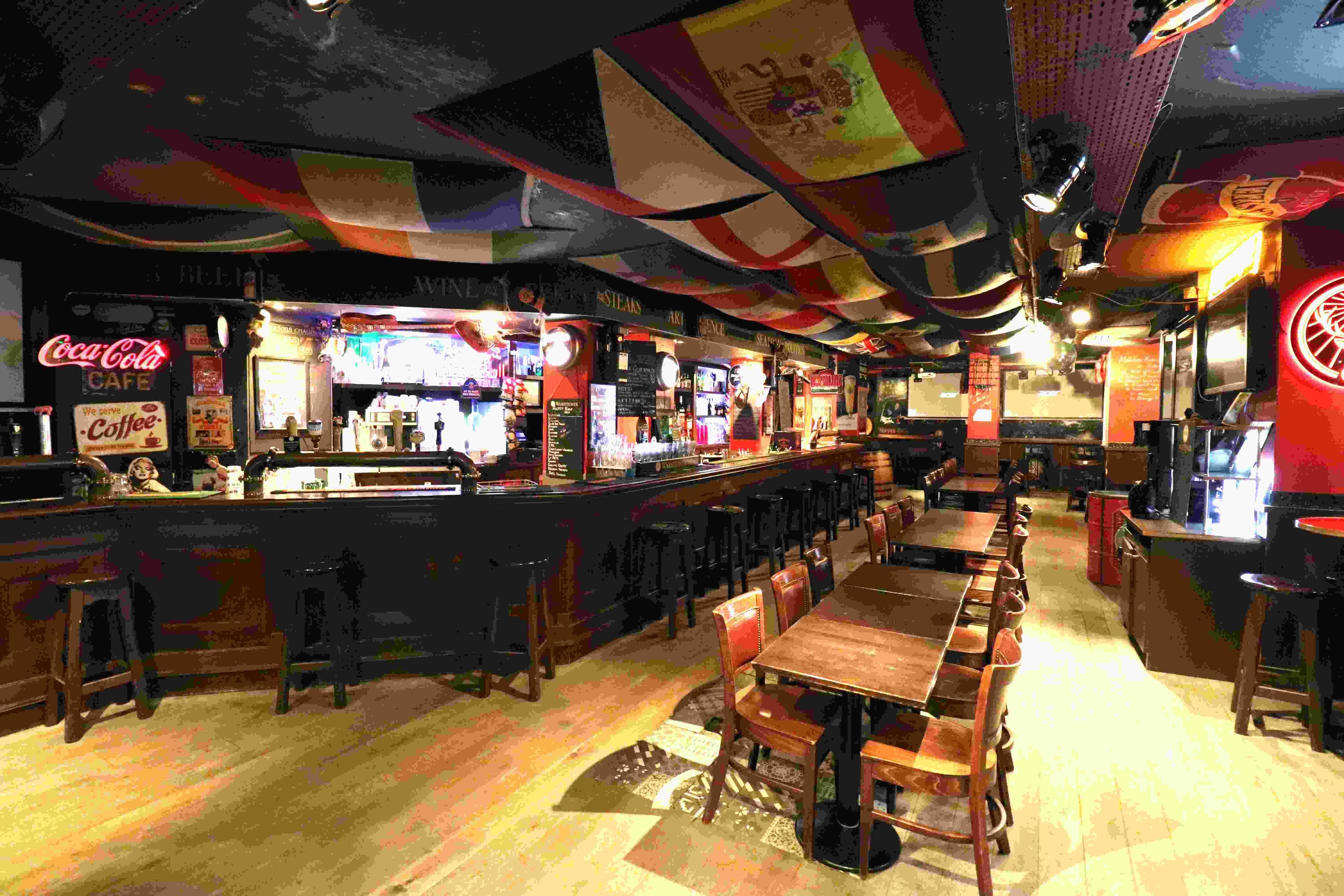 Photo 1 de l'établissement James Hetfeeld's Pub