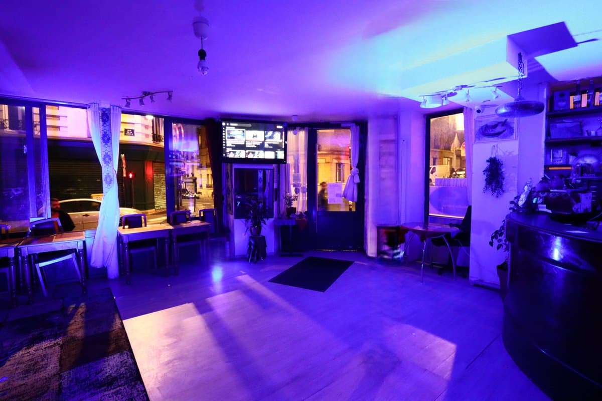 Privatiser Le Yennayer (Le bar en entier)