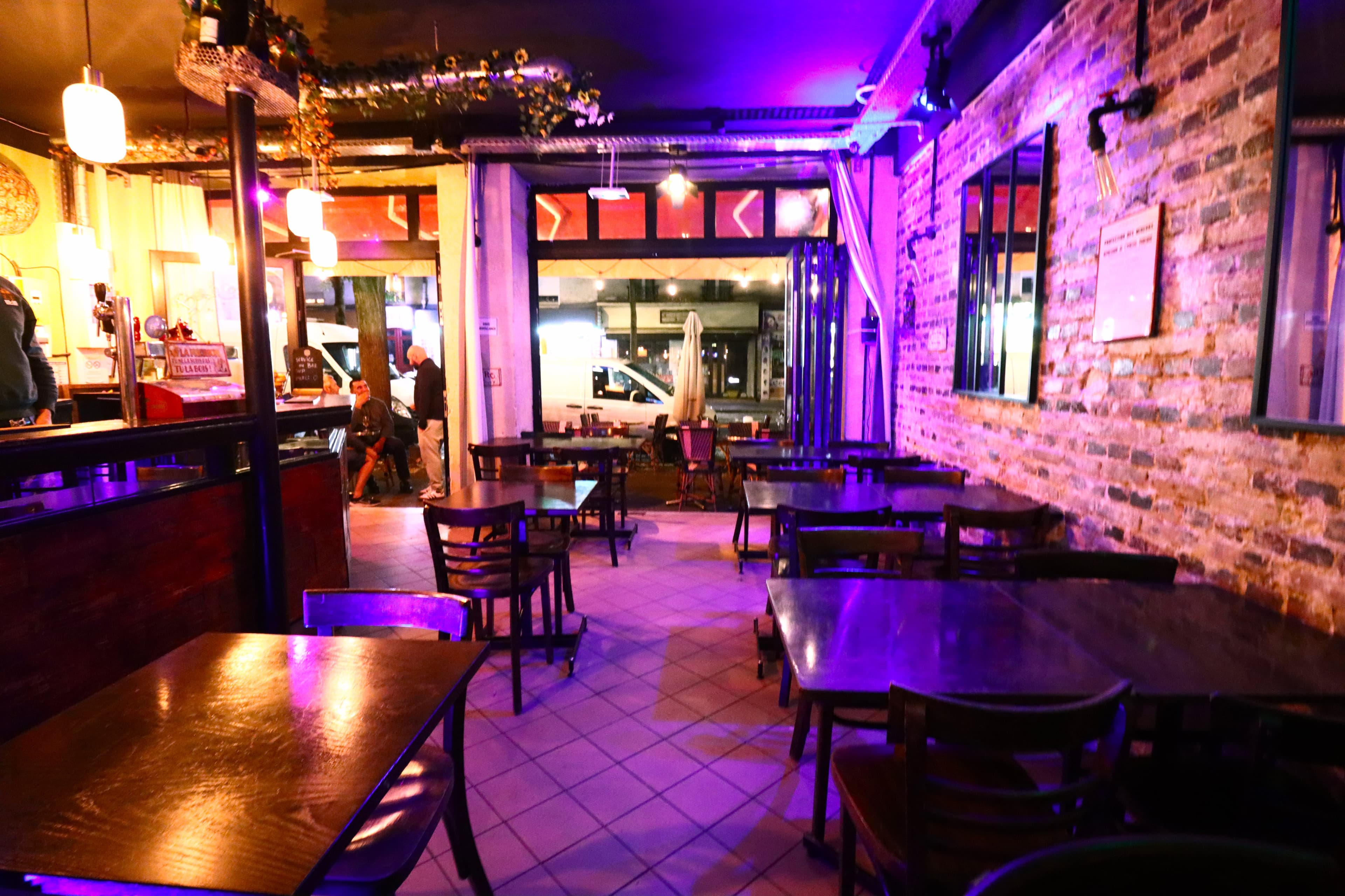 Le Montana Bar
