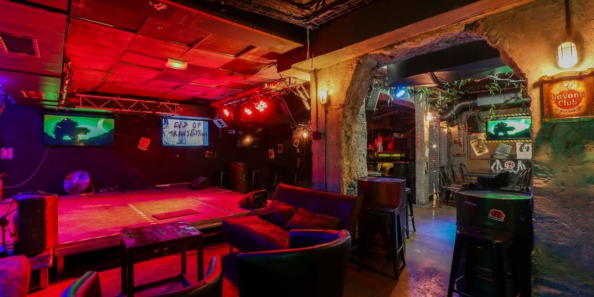 Privatiser l'Atomic Cat (Le bar en entier)