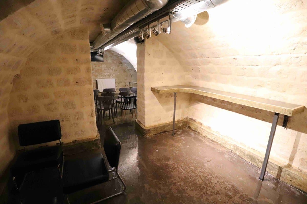 Privatiser la Petite Cave Voûtée