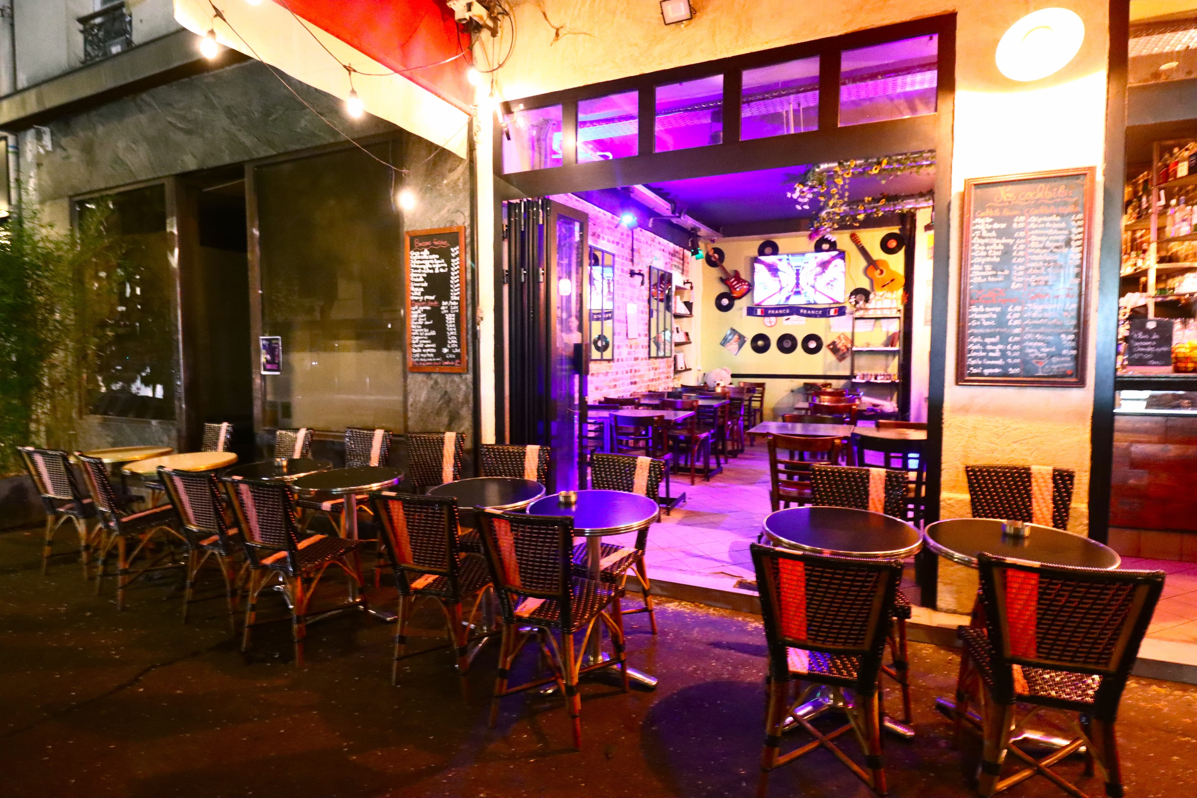 Le Montana Bar