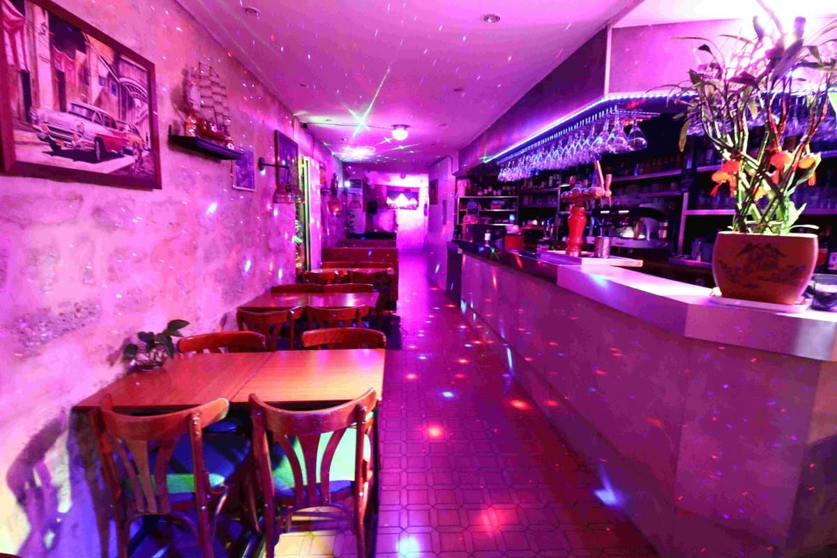 Privatiser La Salle Bar