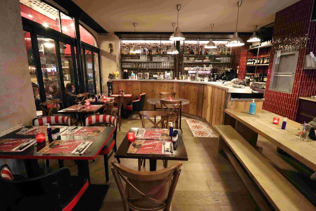 Privatiser La Salle Bar