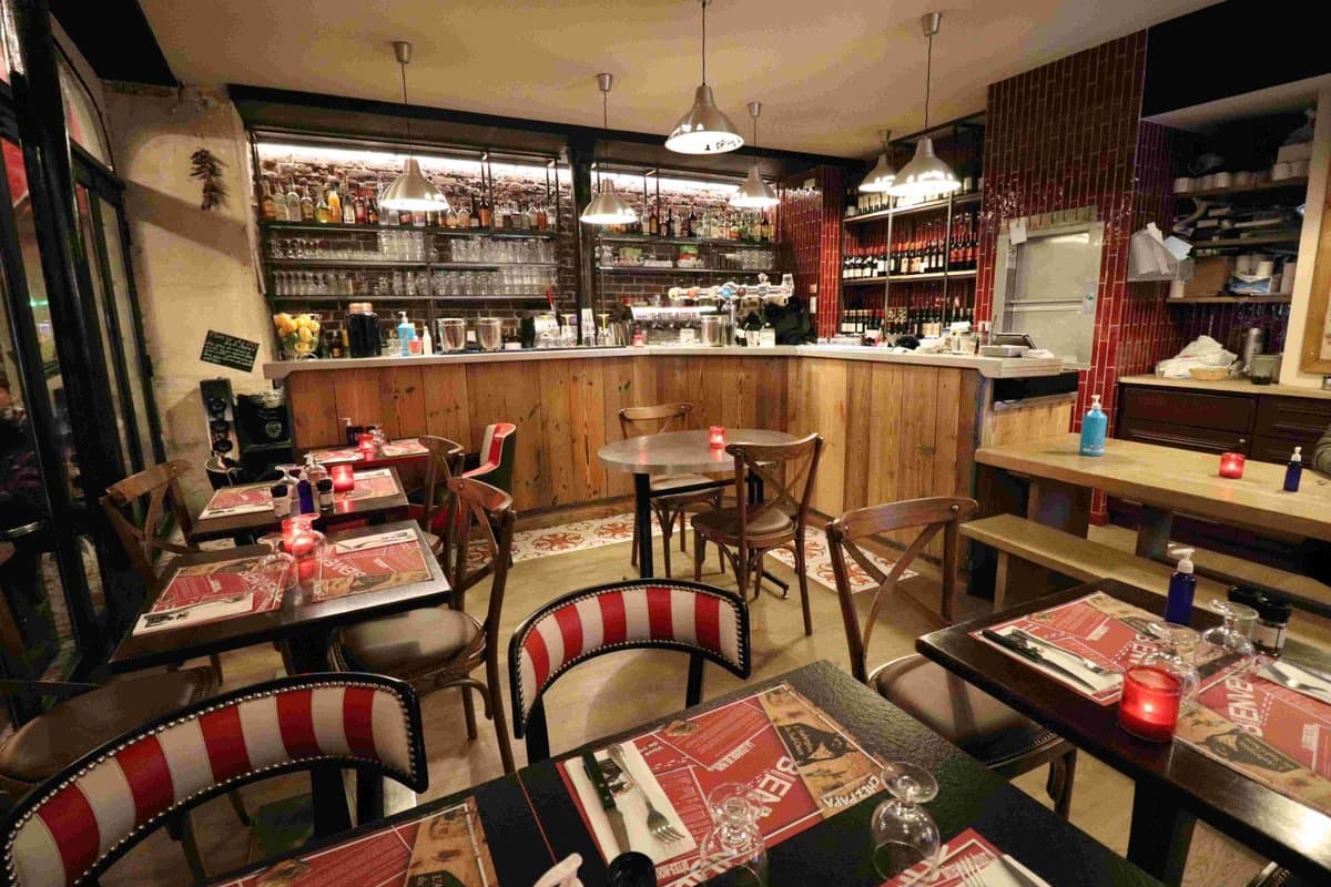 Privatiser La Salle Bar