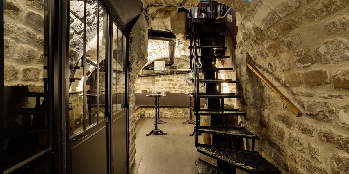 Privatiser la Cave Voûtée